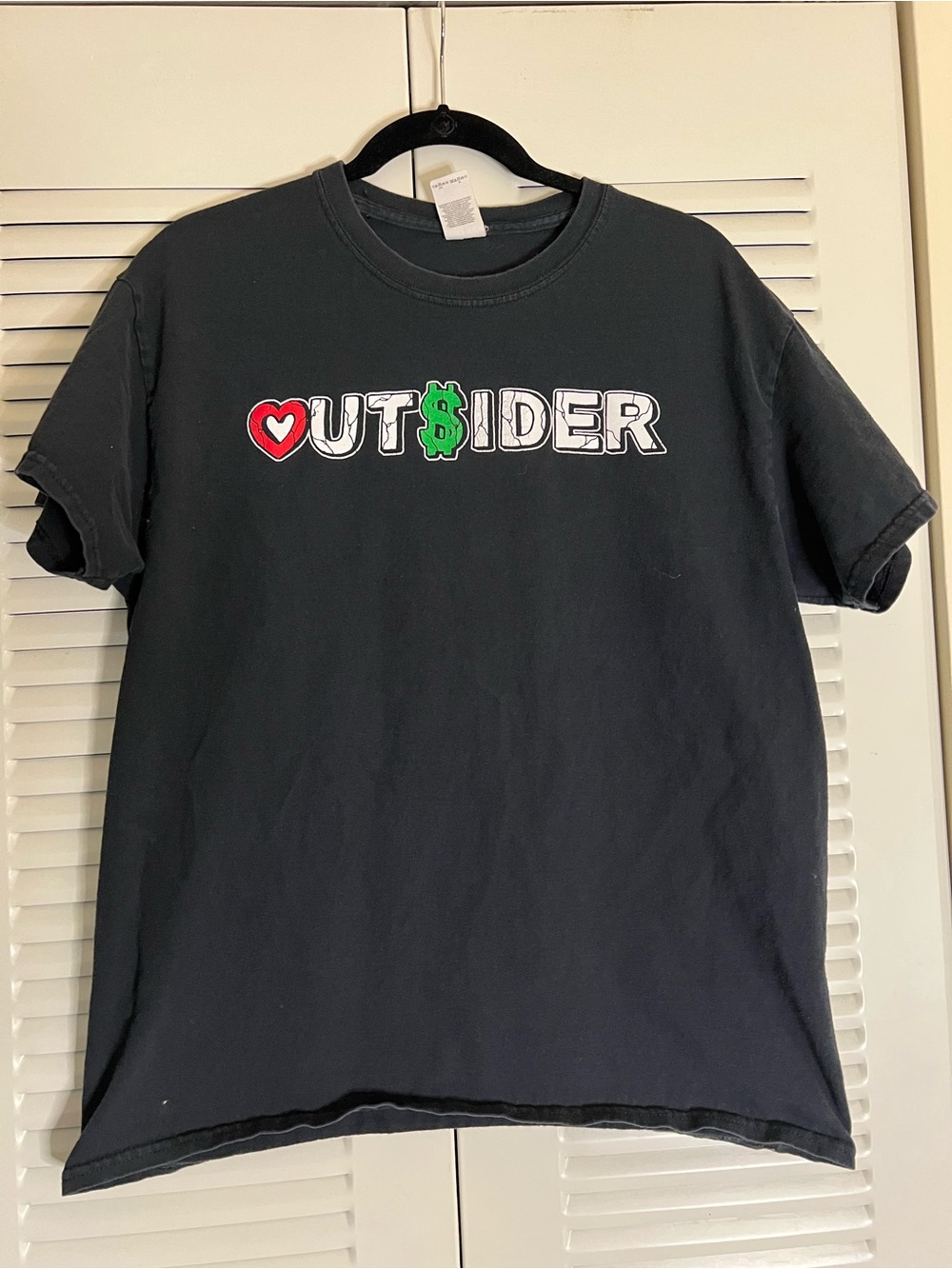 Men’s medium Outsider t-shirt